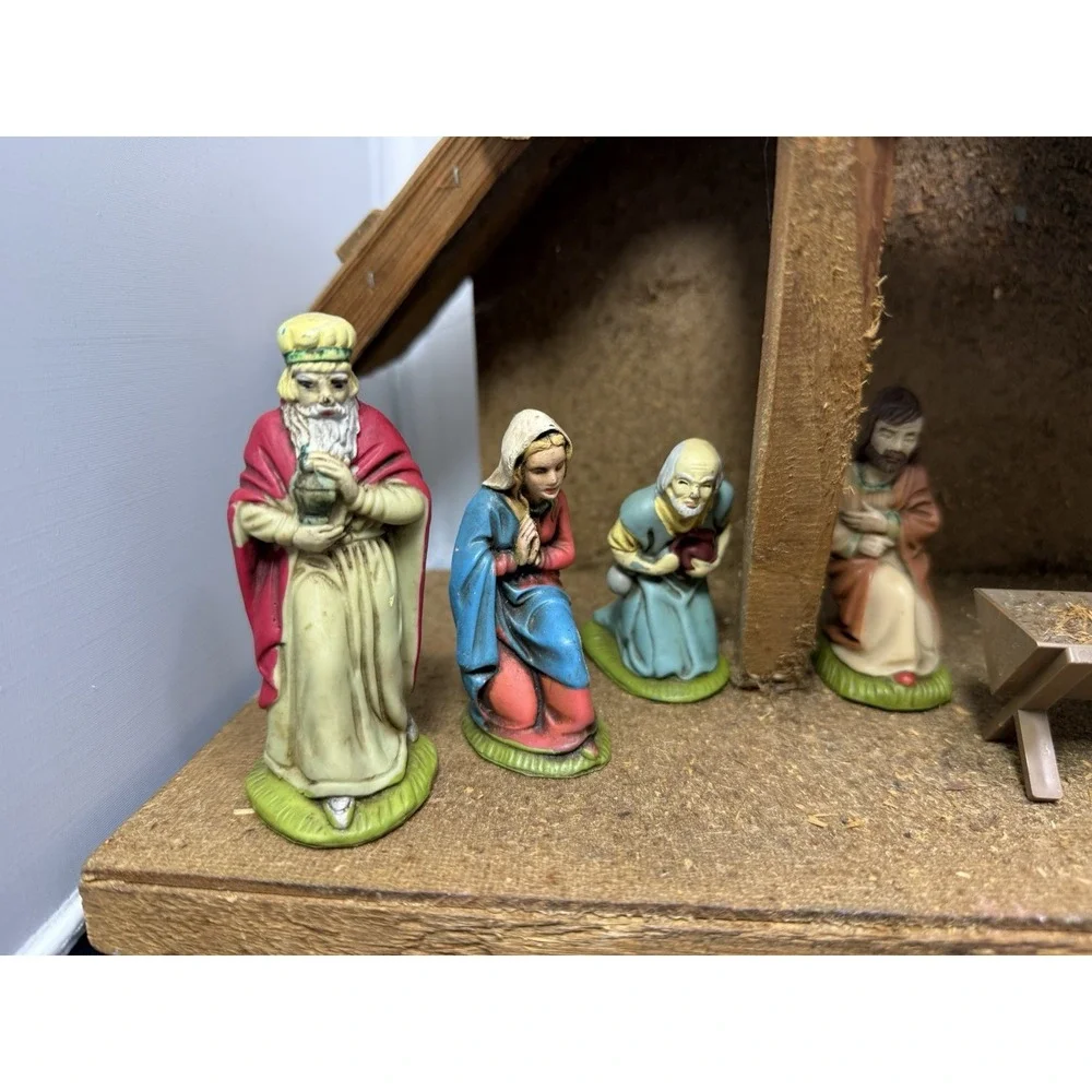 Vintage Christmas Nativity Scene Set 10 Resin Figures Wood Manger Germany‎
